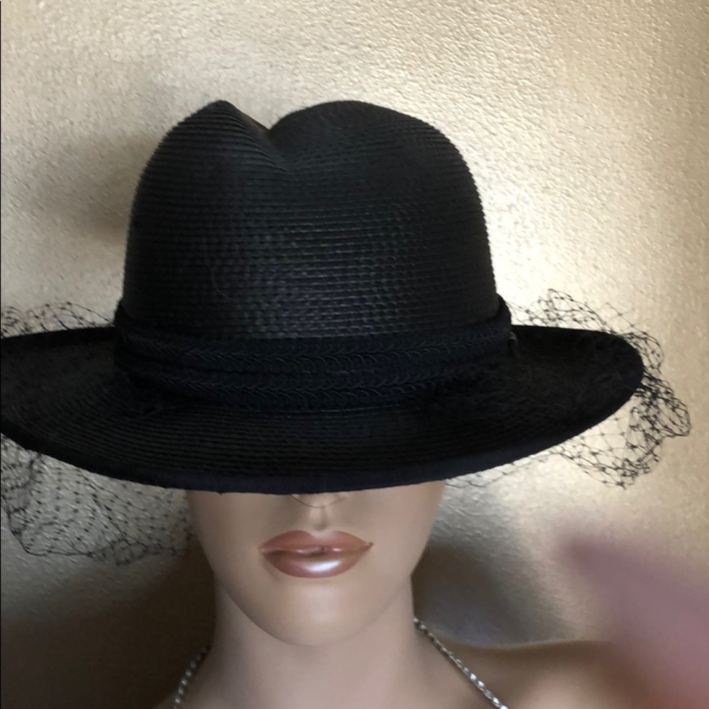 Black hat - Picture 3 of 4